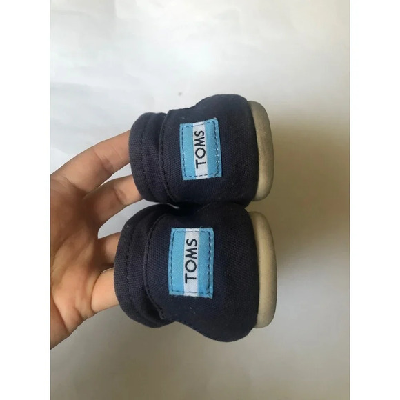 TOMS Women’s Canvas Slip-on flat shoes Size 8 - Picture 4 of 7